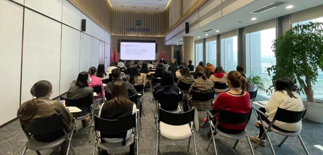 亦庄88858cc永利官网集团开展执法专题培训
